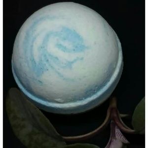 Set of 5 variety bath bombs